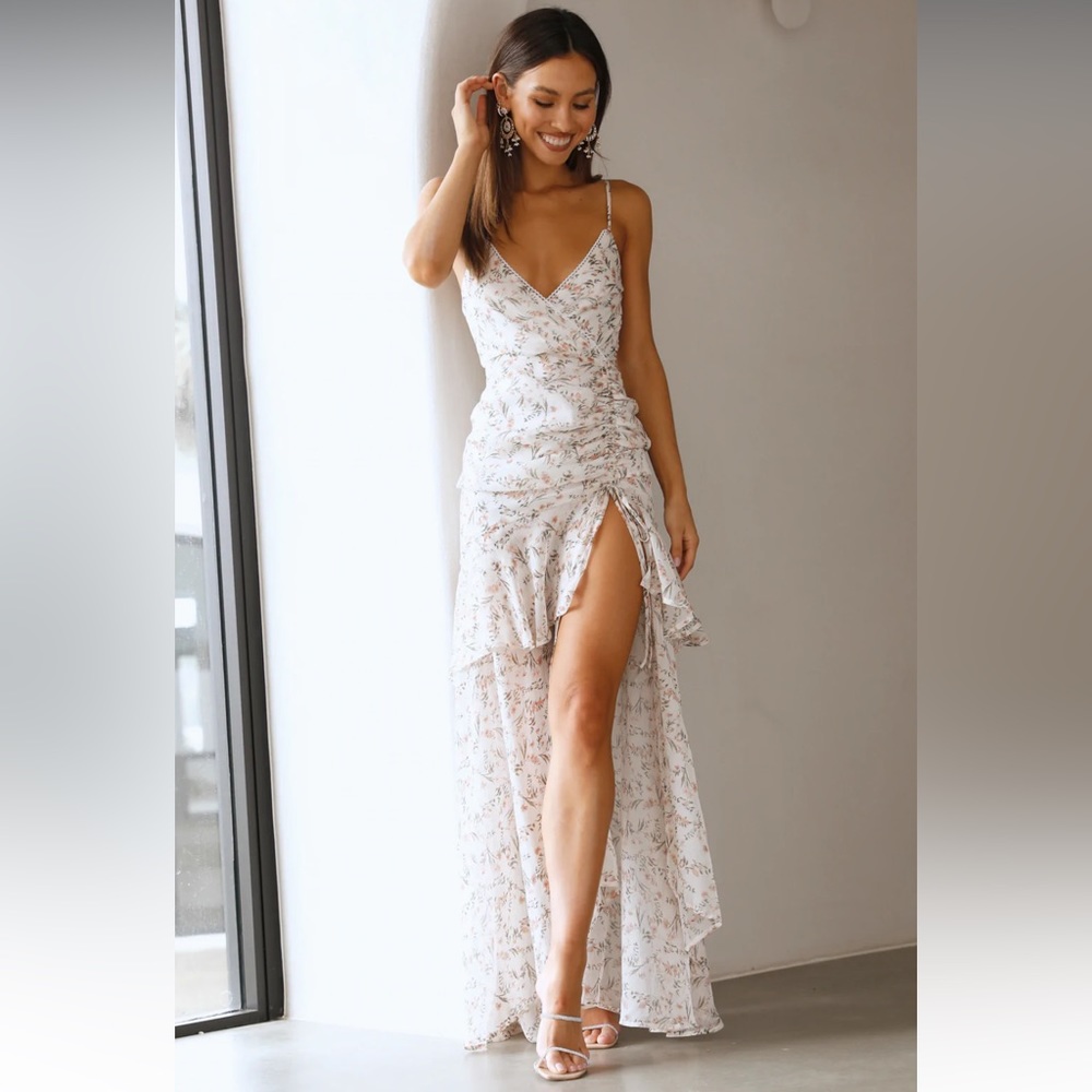 Hello Molly Like An Angel Maxi Dress